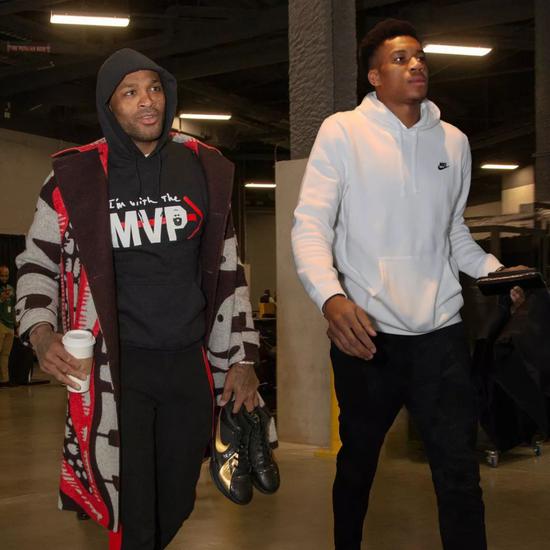 战术板画的 战术板画的